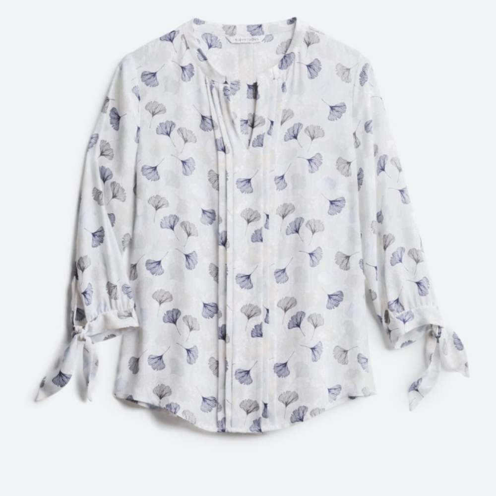 41 Hawthorn white tie sleeve printed v-neck blouse